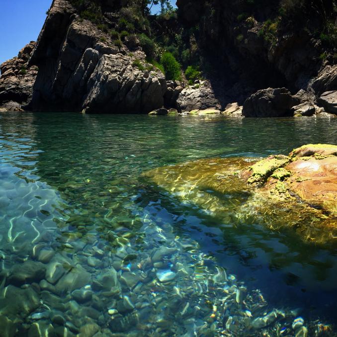 Cefalù: playa "Kalura", único en el mundo