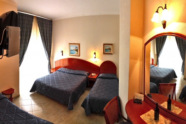 Hotel Mediterraneo