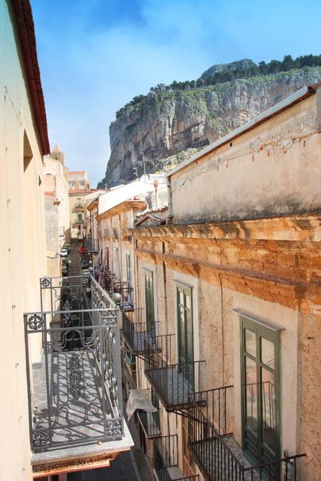 Balcone Mediterraneo B